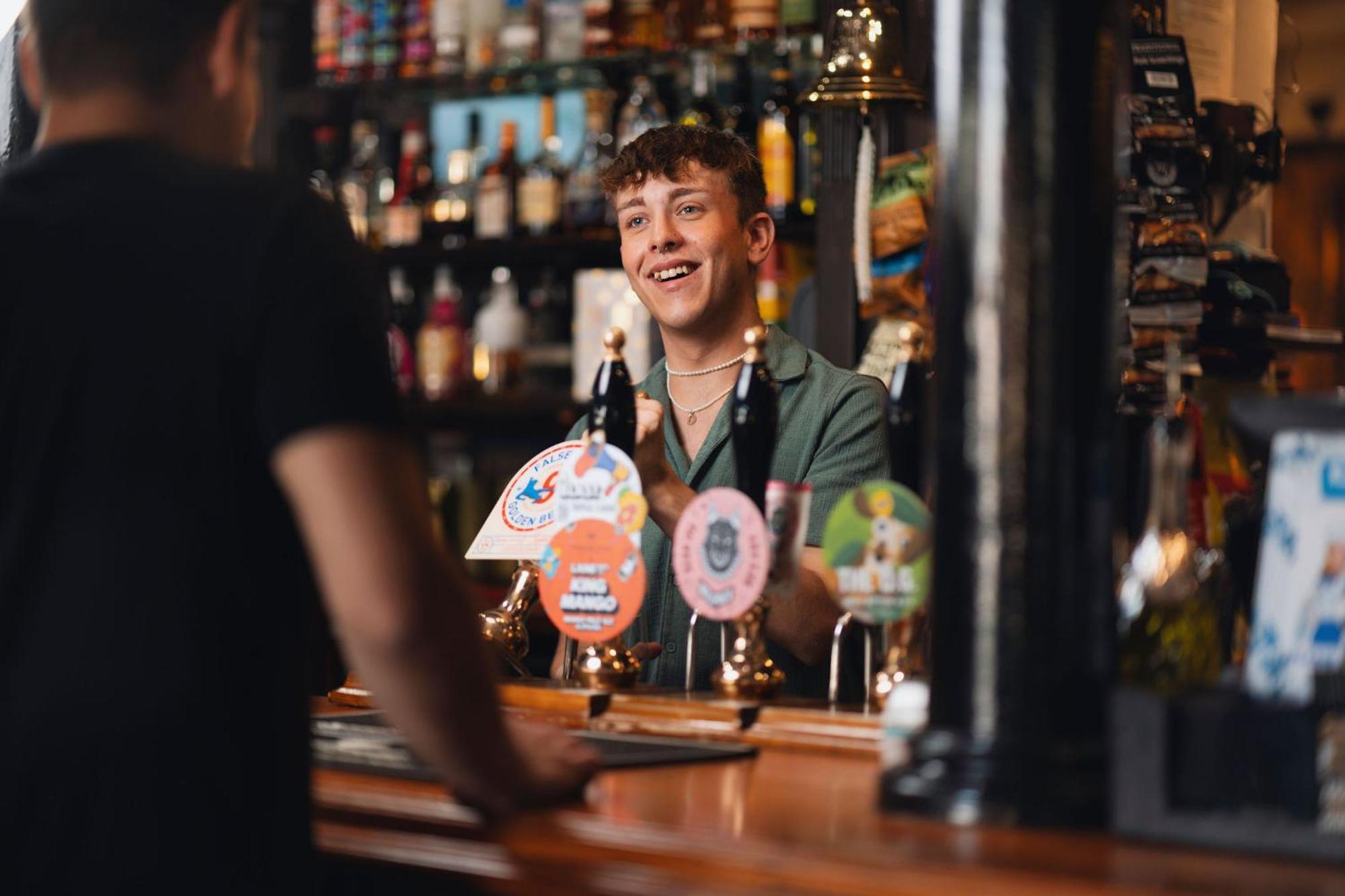 The Grapes Pub Hotel Саутхамптън Екстериор снимка