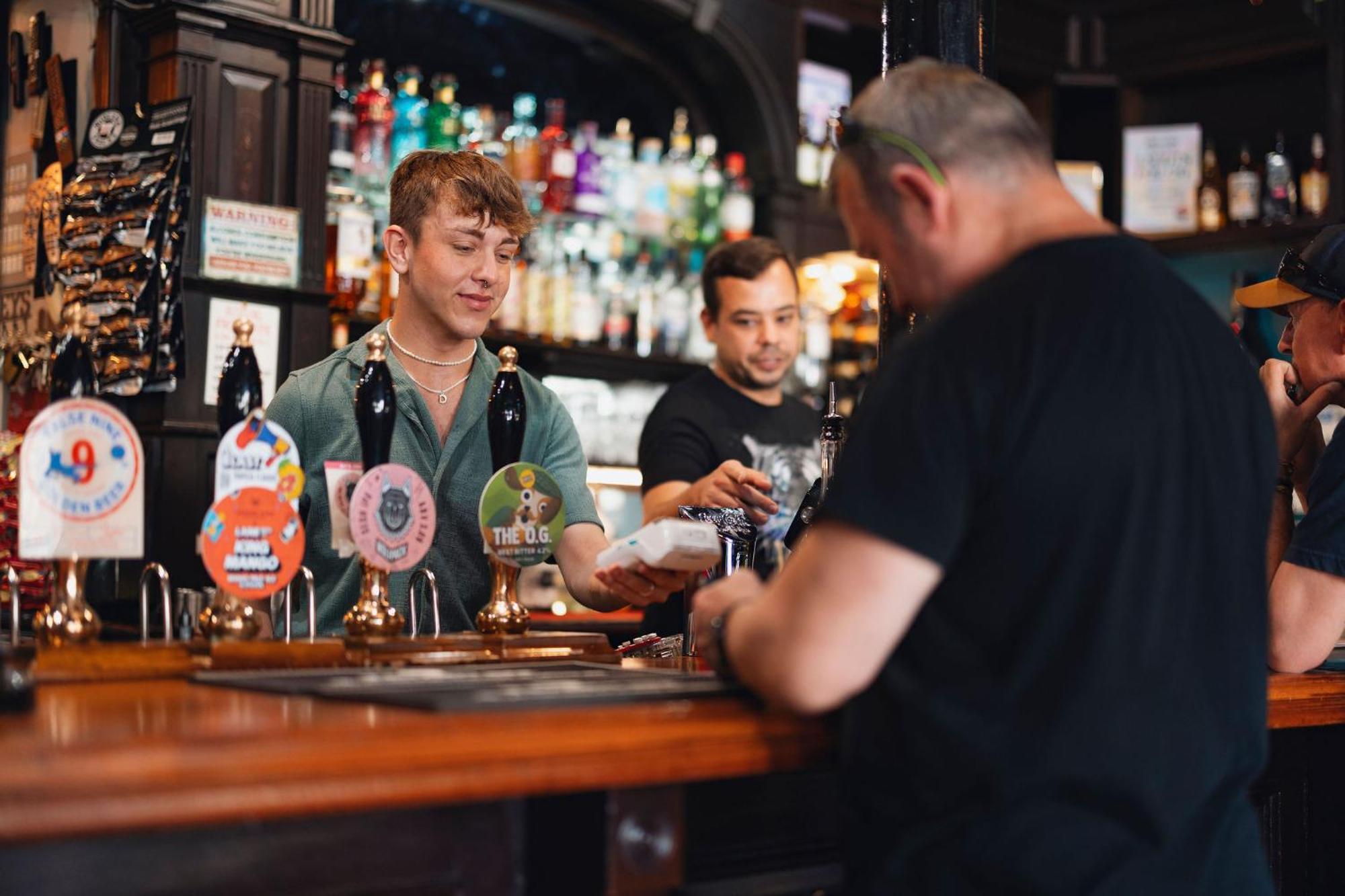 The Grapes Pub Hotel Саутхамптън Екстериор снимка