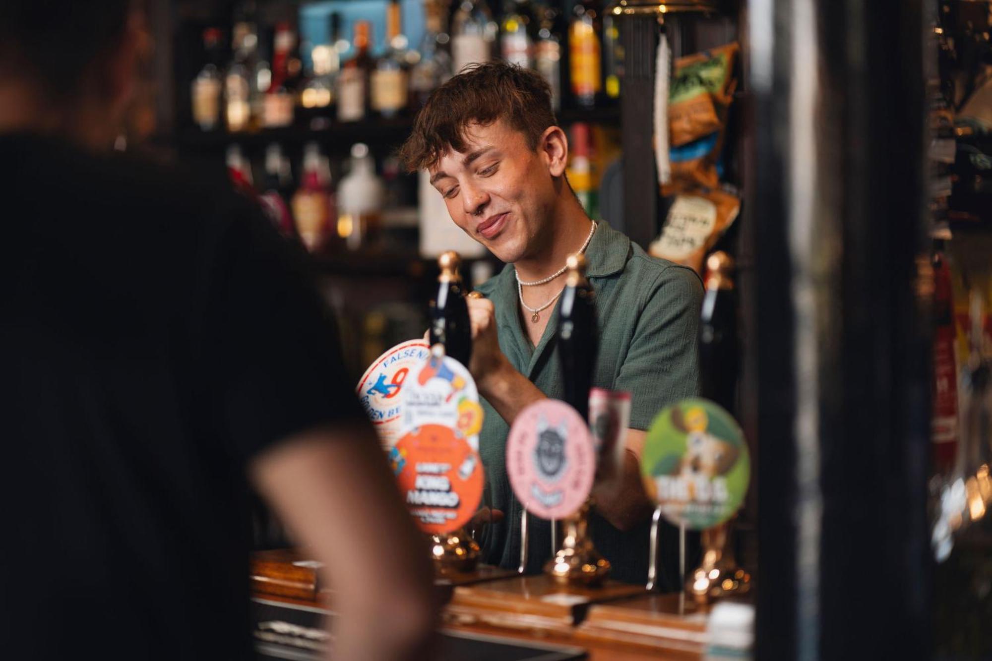 The Grapes Pub Hotel Саутхамптън Екстериор снимка